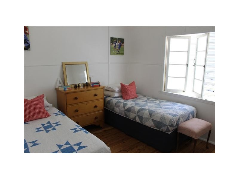 5 Pratten St, Dalby QLD 4405