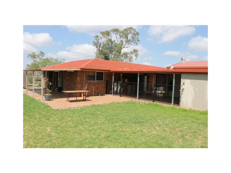 98 Mahoneys Road, Irvingdale QLD 4404
