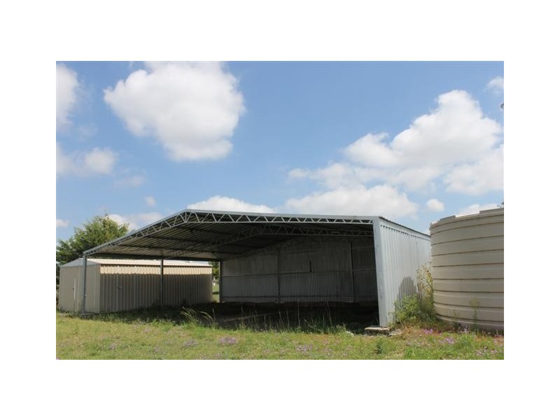 98 Mahoneys Road, Irvingdale QLD 4404