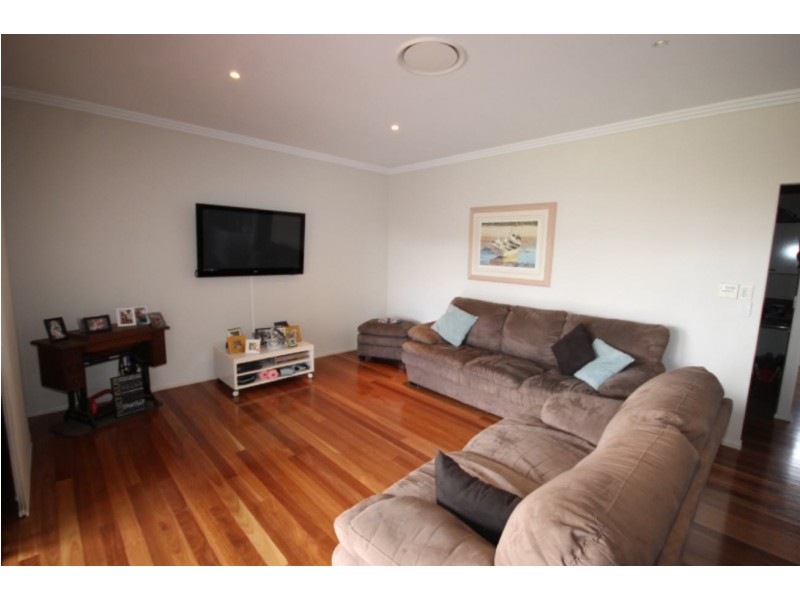 2 Gosden Drive, Dalby QLD 4405