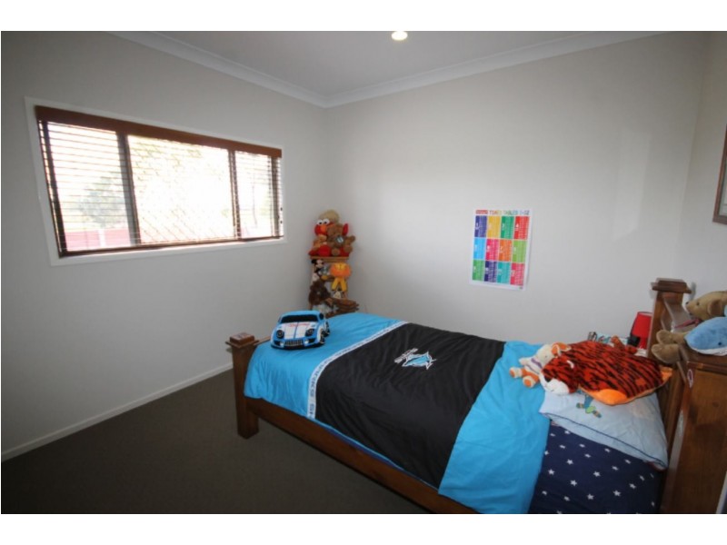 2 Gosden Drive, Dalby QLD 4405