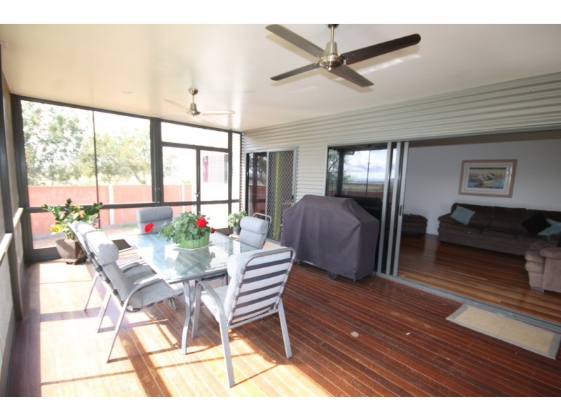 2 Gosden Drive, Dalby QLD 4405