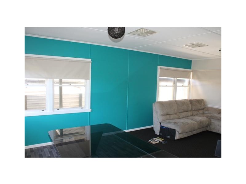 98 Edward Street, Dalby QLD 4405