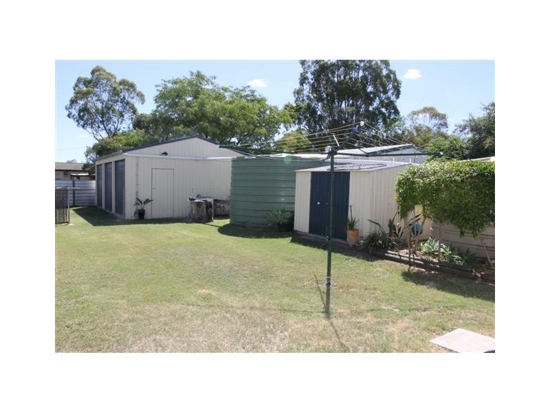 98 Edward Street, Dalby QLD 4405