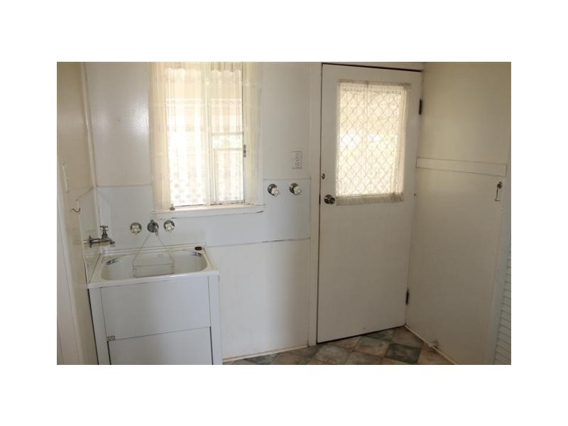 19 Loam Street, Dalby QLD 4405