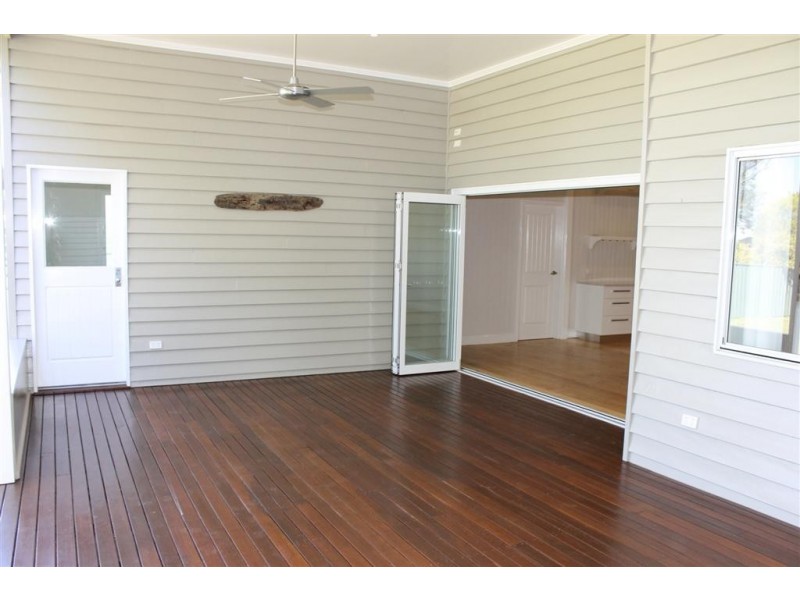 16 BUNYA STREET, Dalby QLD 4405