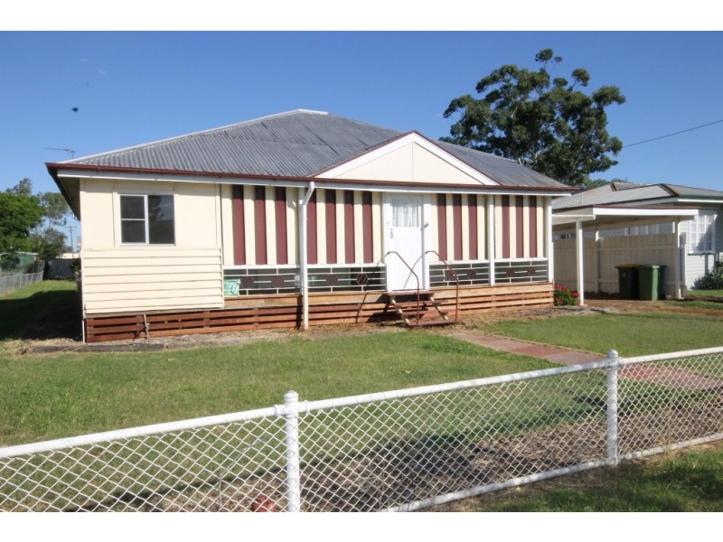 27 Garrow, Dalby QLD 4405