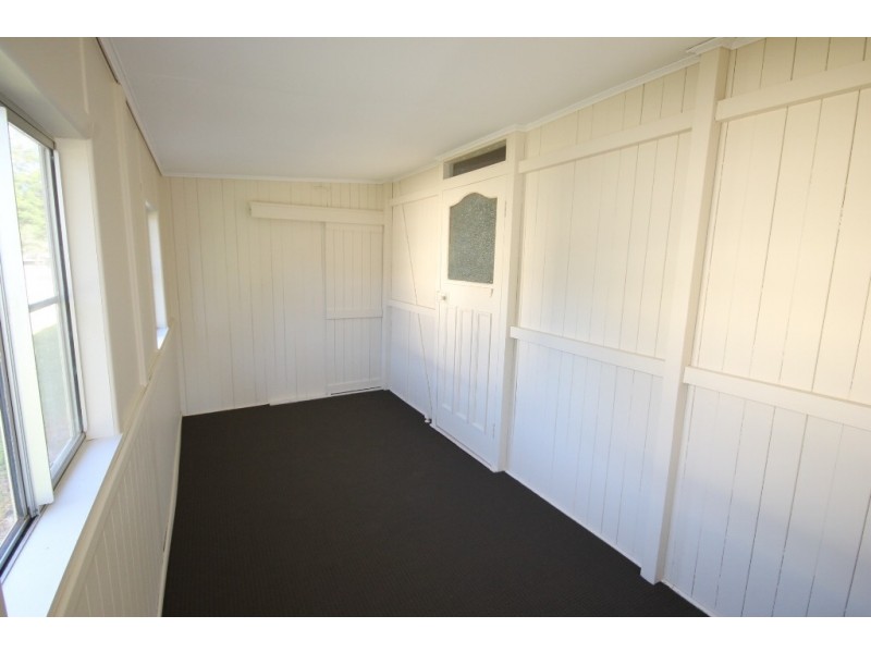 27 Garrow, Dalby QLD 4405