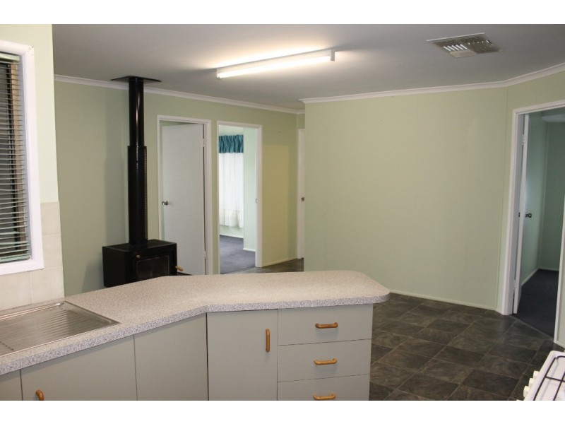 31 College Cresent, Dalby QLD 4405