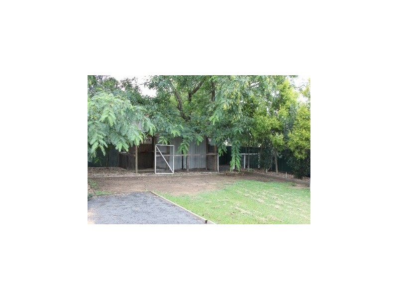 31 College Cresent, Dalby QLD 4405