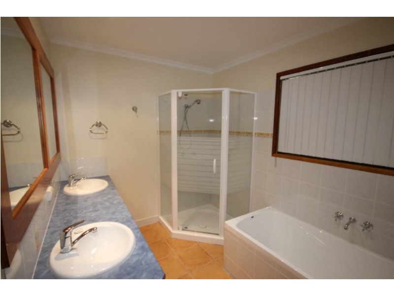 36 Spring Creek Drive, Dalby QLD 4405