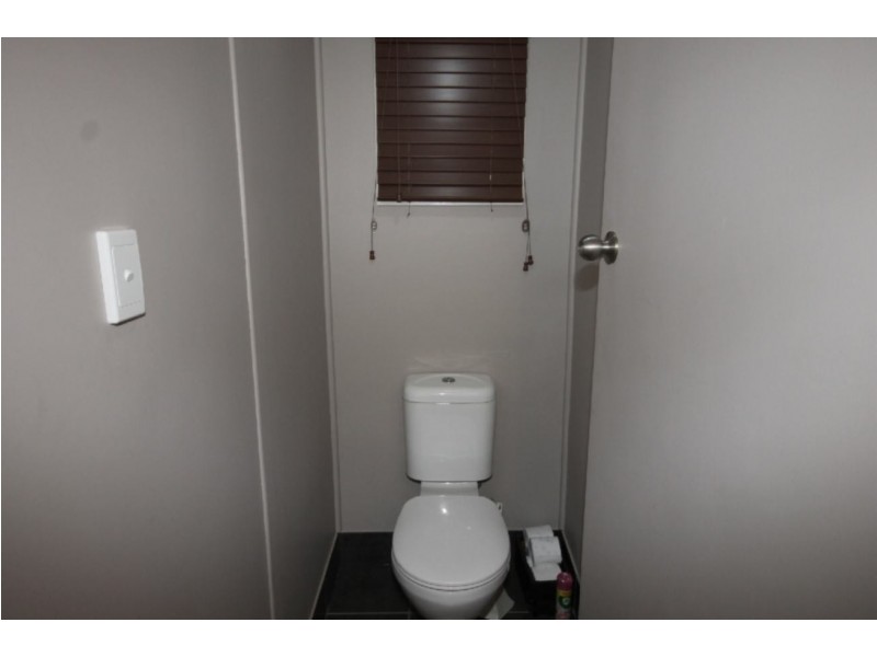 18 Hall Street, Dalby QLD 4405