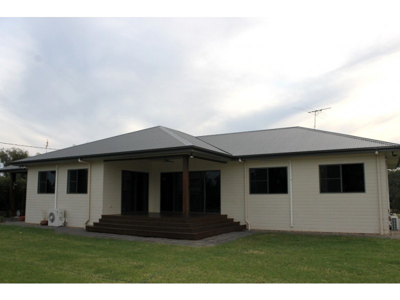 216 Branch Creek Road, Dalby QLD 4405