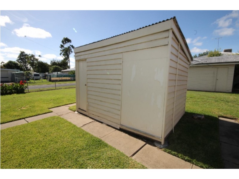 33 Myall Street, Dalby QLD 4405