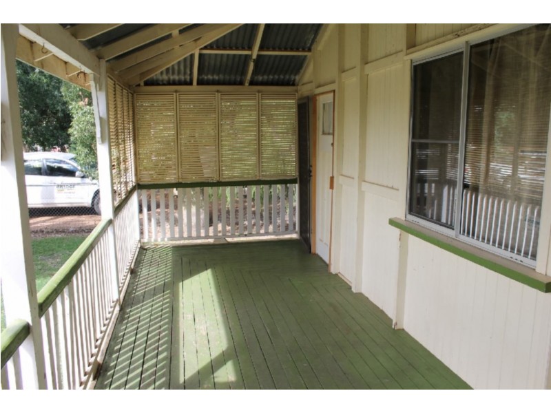 2 Loam Street, Dalby QLD 4405