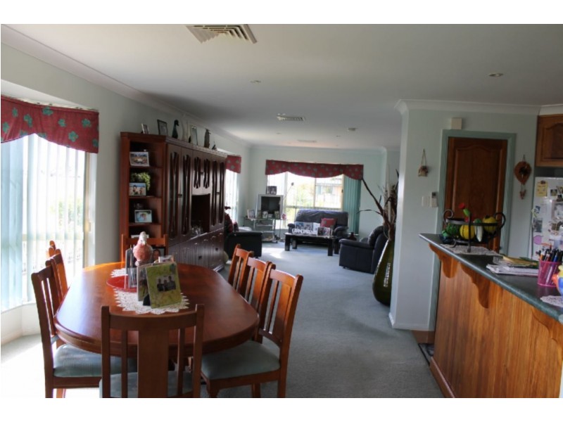 4 Agnes Street, Dalby QLD 4405