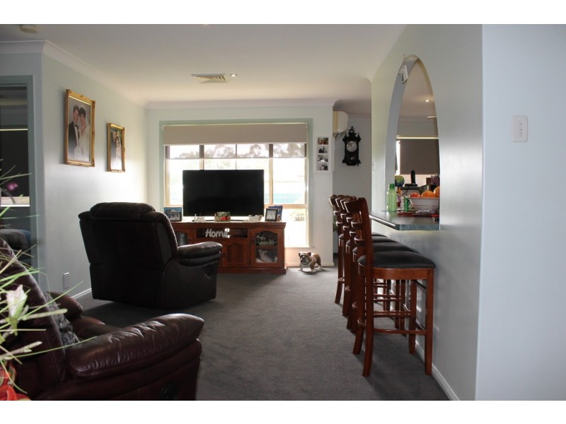 4 Agnes Street, Dalby QLD 4405