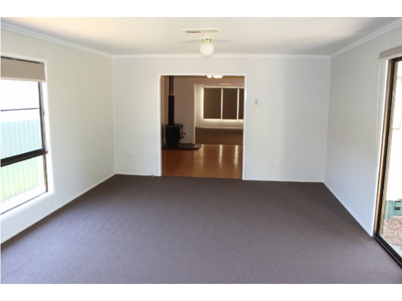 32 Edward Street, Dalby QLD 4405