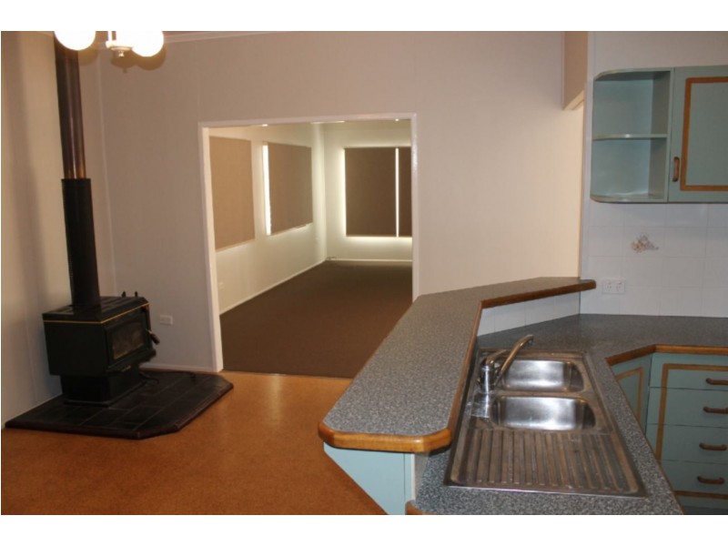 32 Edward Street, Dalby QLD 4405