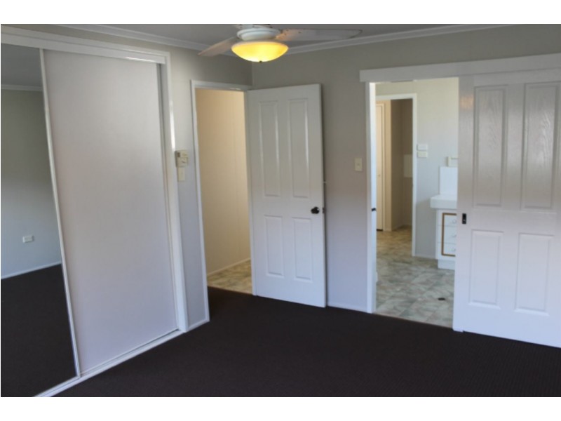 32 Edward Street, Dalby QLD 4405