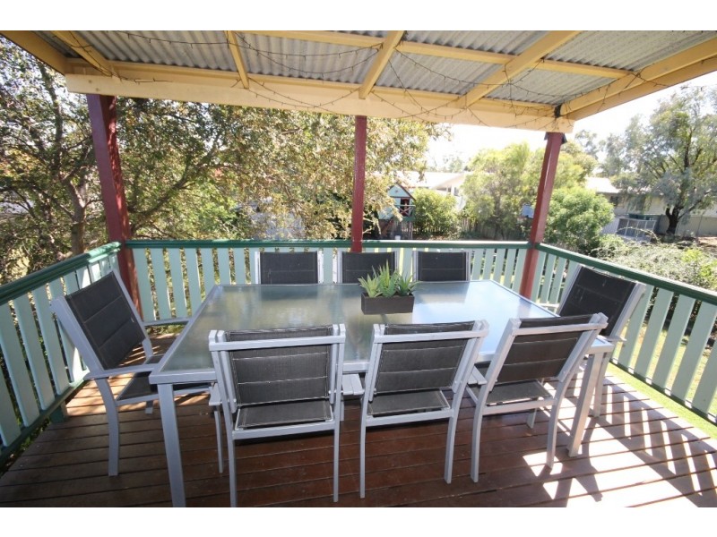 92 Orpen Street, Dalby QLD 4405
