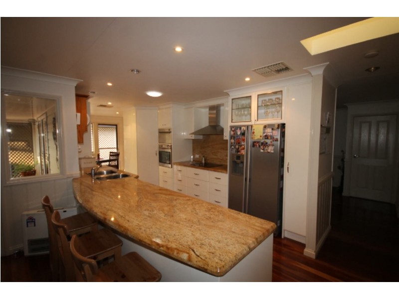 28 Sunrise Avenue, Dalby QLD 4405