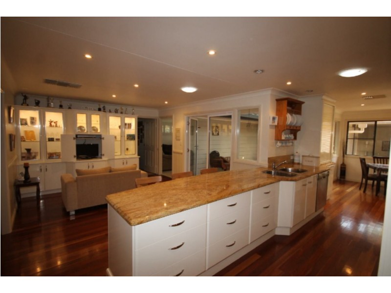 28 Sunrise Avenue, Dalby QLD 4405