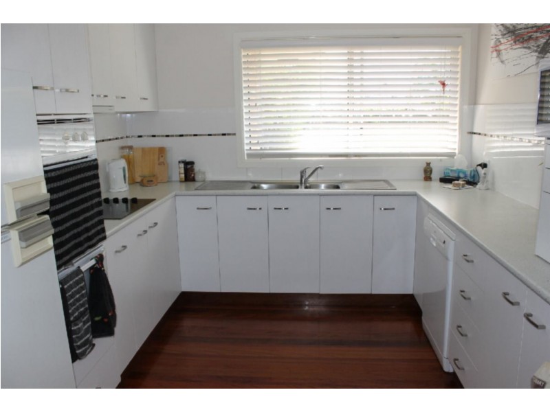 2/11 Fortescue Street, Dalby QLD 4405