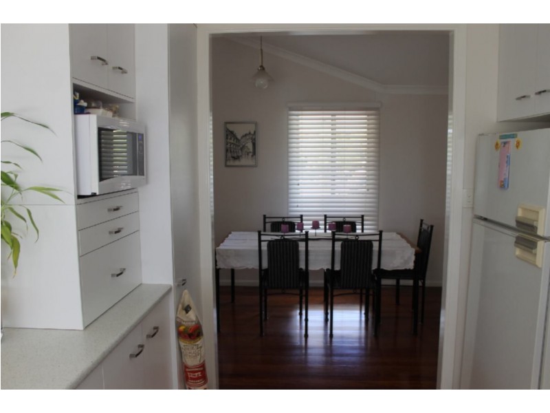 2/11 Fortescue Street, Dalby QLD 4405