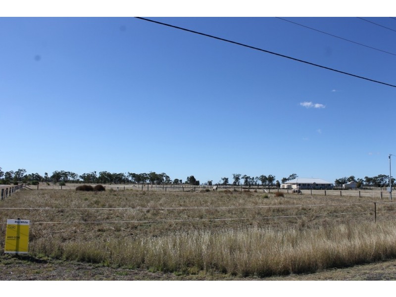 81 Southern Cross Drive, Dalby QLD 4405