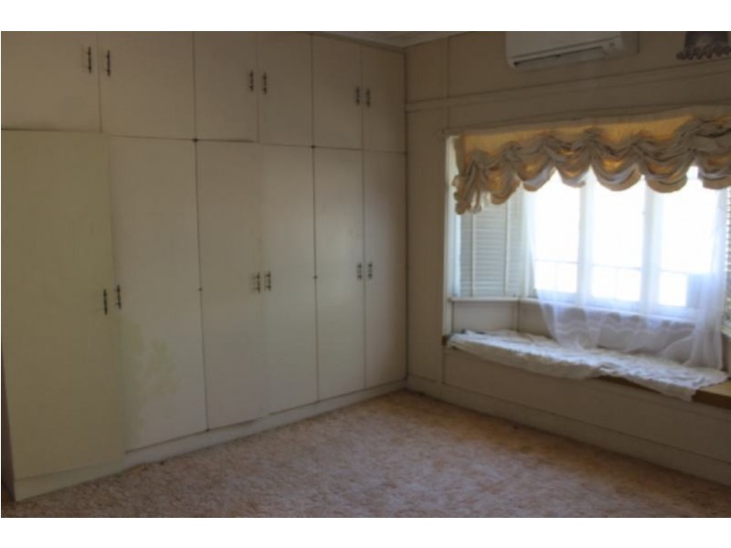 11 Alice Street, Dalby QLD 4405