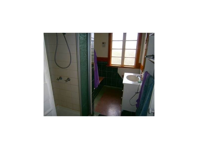 9 Lindsay Street, Dalby QLD 4405