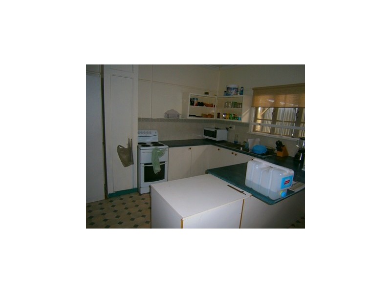 9 Lindsay Street, Dalby QLD 4405