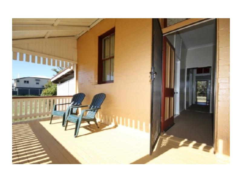 16 Matheson Street, Dalby QLD 4405