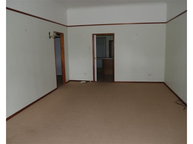 104 Pratten Street, Dalby QLD 4405
