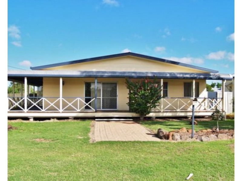 104 Pratten Street, Dalby QLD 4405