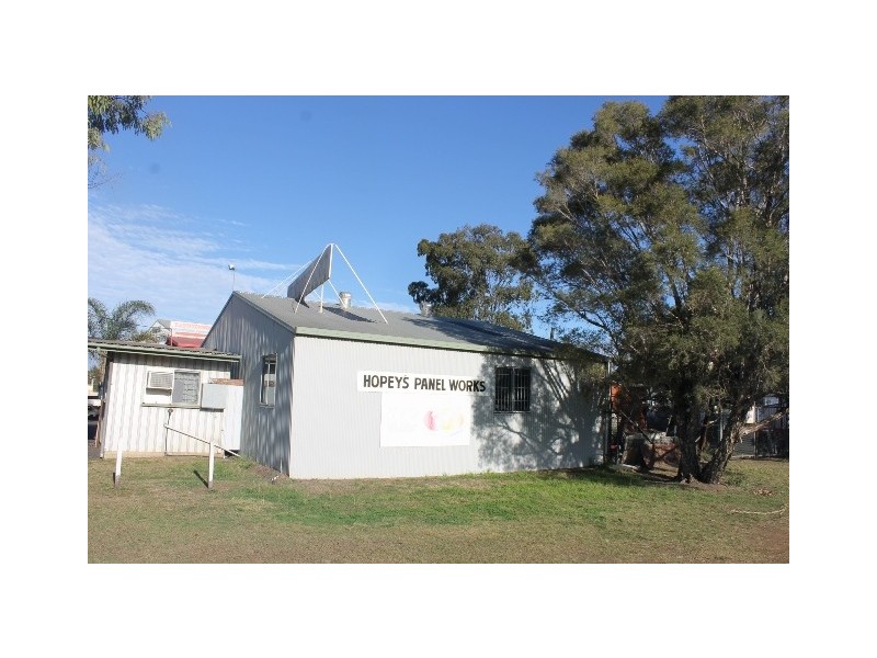 24 Nicholson Street, Dalby QLD 4405