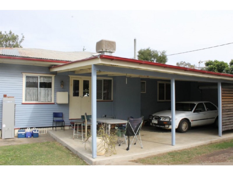 23a Edward Street, Dalby QLD 4405