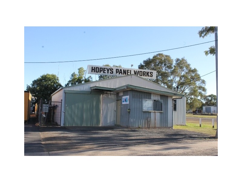 24 Nicholson Street, Dalby QLD 4405