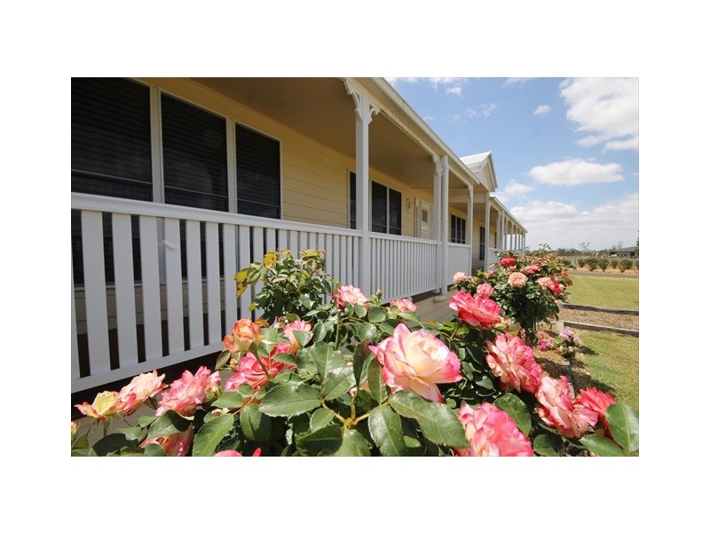 85 Southern Cross Drive, Dalby QLD 4405