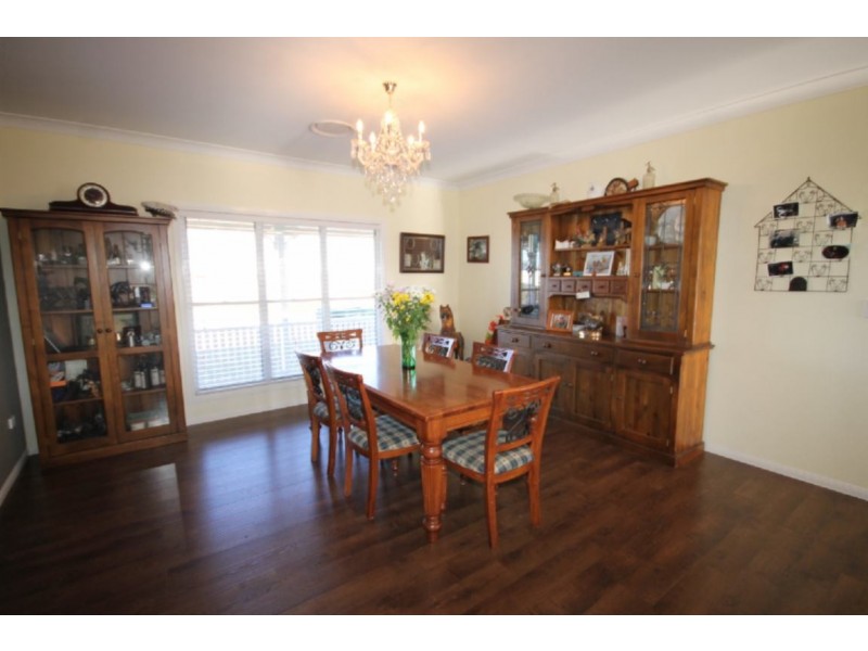 85 Southern Cross Drive, Dalby QLD 4405