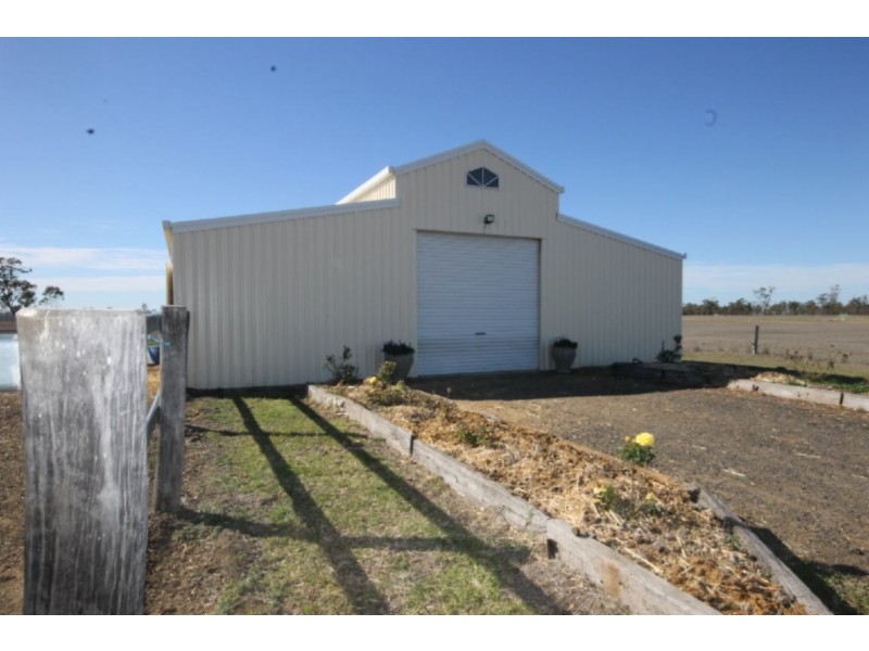 85 Southern Cross Drive, Dalby QLD 4405