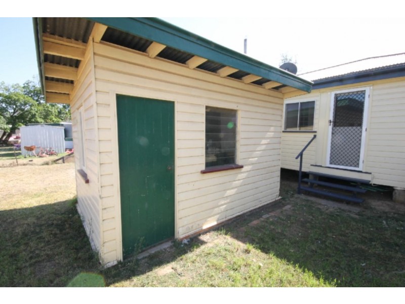 46 Palmer Street, Dalby QLD 4405