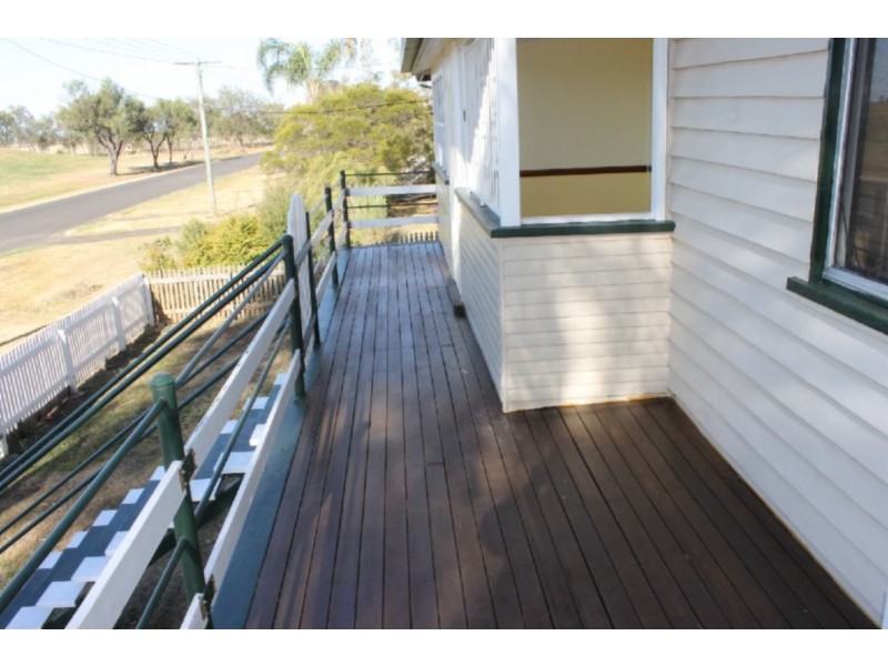 48 Alice Street, Dalby QLD 4405