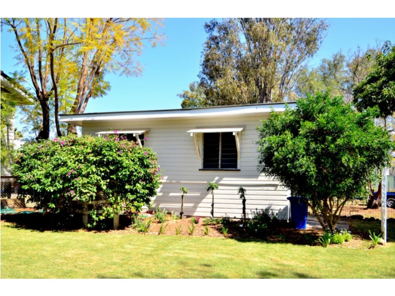 28 Myall Street, Dalby QLD 4405