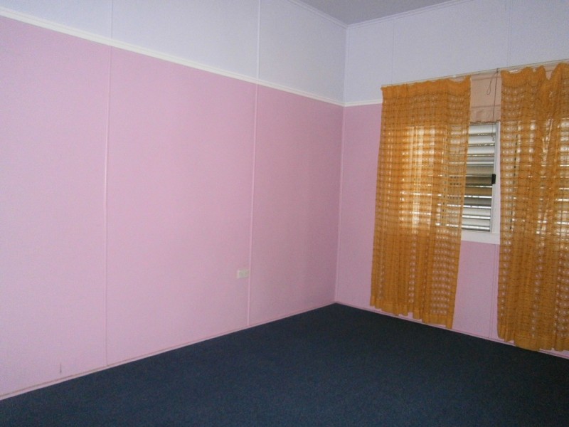 39 Charles Street, Dalby QLD 4405