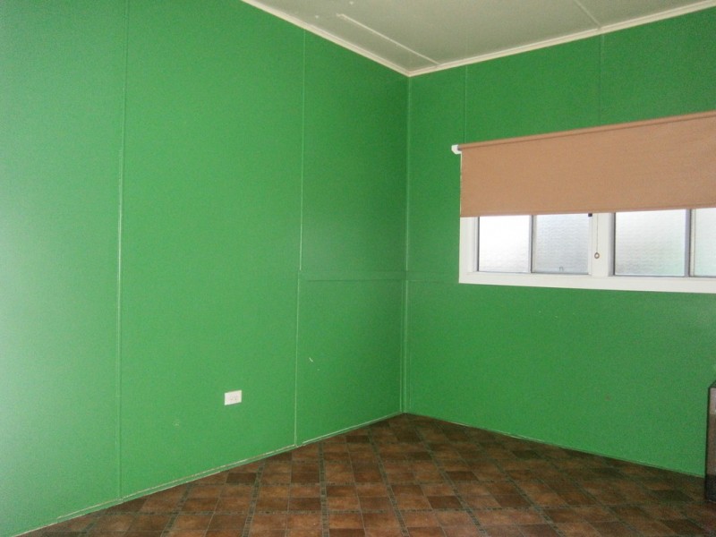 39 Charles Street, Dalby QLD 4405