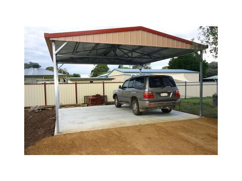 83 EDWARD STREET, Dalby QLD 4405