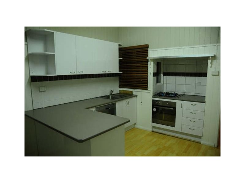 112 Pratten Street, Dalby QLD 4405