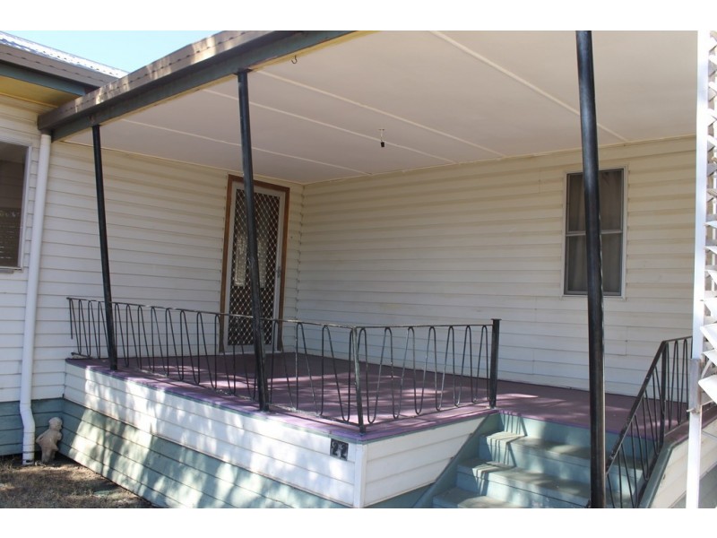 22 Etty Street, Dalby QLD 4405